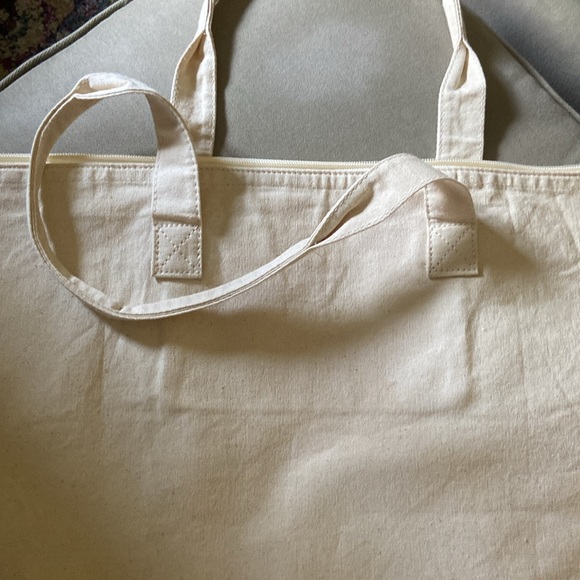 Canvas tot bag, zippered, NEW 19x15 inches,inner pouch - Picture 3 of 6